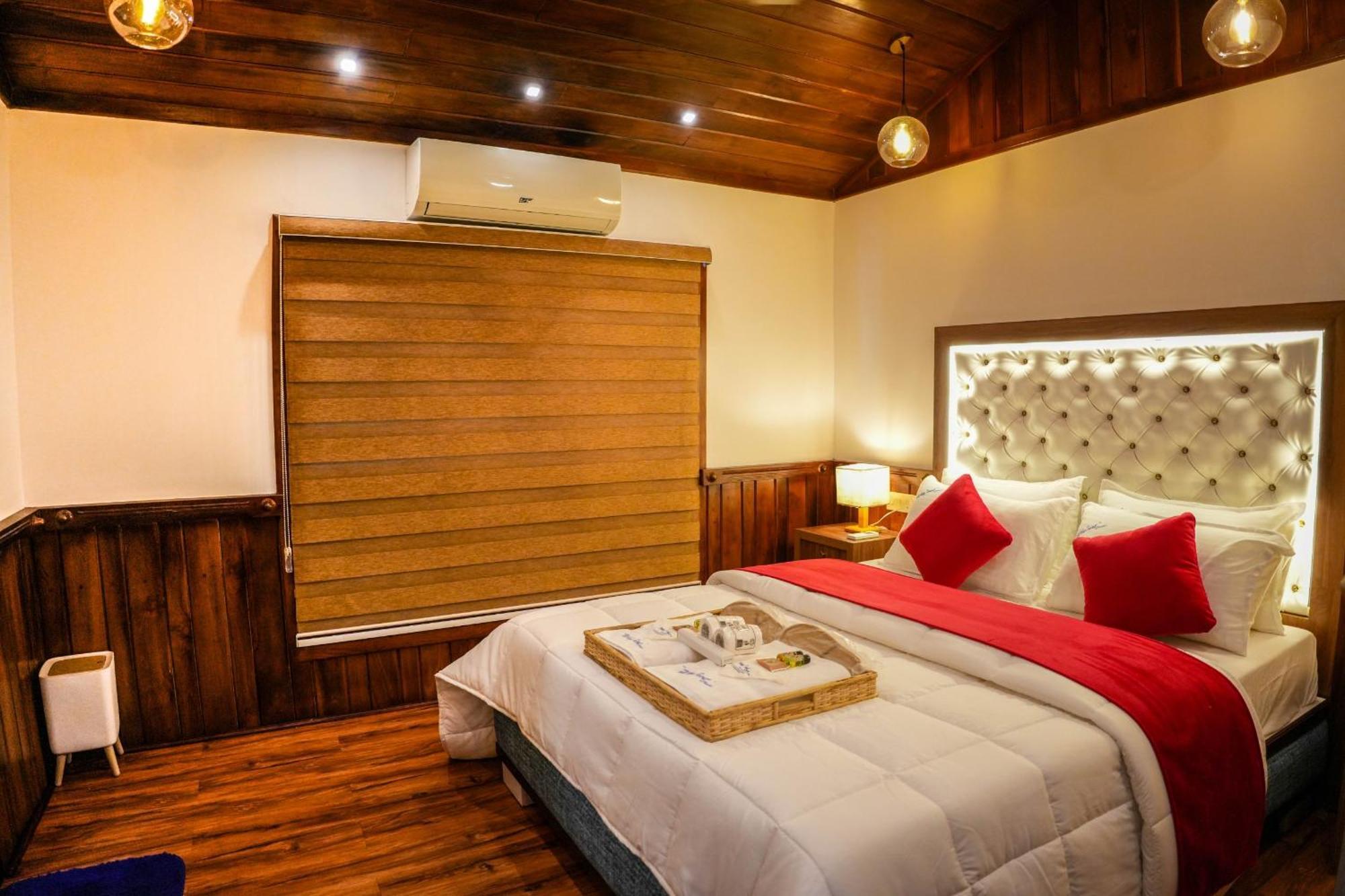 Why Not Houseboat Hotell Alappuzha Eksteriør bilde