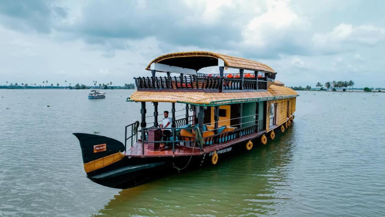 Why Not Houseboat Hotell Alappuzha Eksteriør bilde