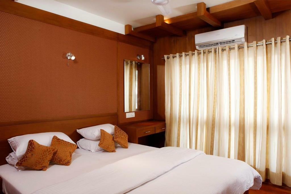 Why Not Houseboat Hotell Alappuzha Eksteriør bilde
